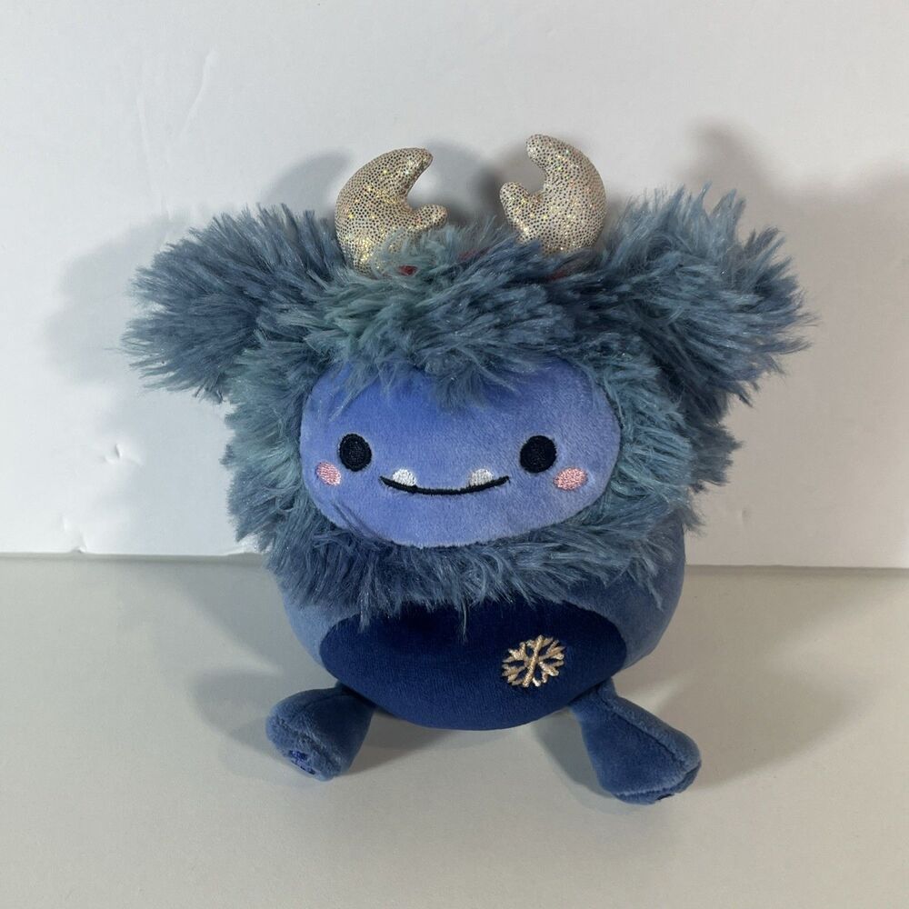 Squishmallows 4.5" Dani The Bigfoot with Antlers Plush Christmas